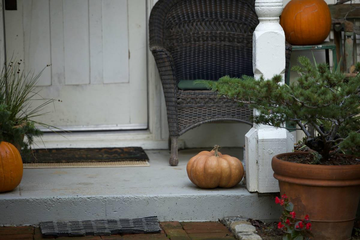 At Home Thanksgiving Decorations: 7 Proven Ideas to Create Warm, Stress-Free Gatherings